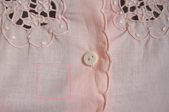 Pink EyELeT embroidery blouse // Vintage italian … - image 4