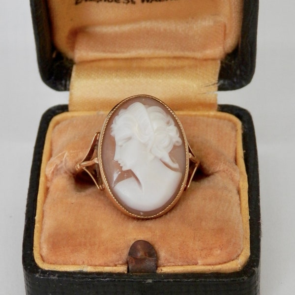 RESERVED Vintage 9ct Gold Cameo Ring, Engagement, UK Size O US Size 7, Antique Statement ring