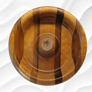 Cuenco para nueces grande, antiguo, hecho a mano, de madera oscura/clara con incrustaciones de parquet, cono central, 1941.