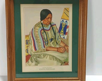 Litografía vintage enmarcada de la década de 1940, "Not Real Bear Woman" (Mujer Oso No Real) Blackfoot por Winold Reiss
