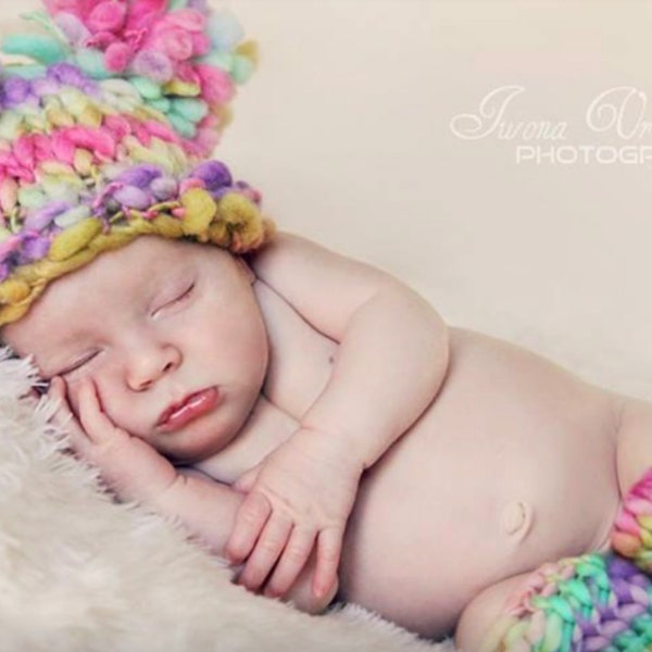 super chunky baby pompom hat and leg warmers knitting pattern