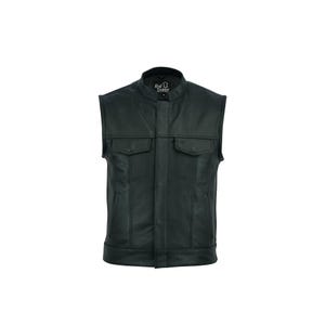 Op de afbeelding: Een zwarte leren vest met een opstaande kraag en twee voorzakken. Het vest is mouwloos en heeft een knoopsluiting aan de voorkant. De woorden "Real Leather" staan op de kraag.