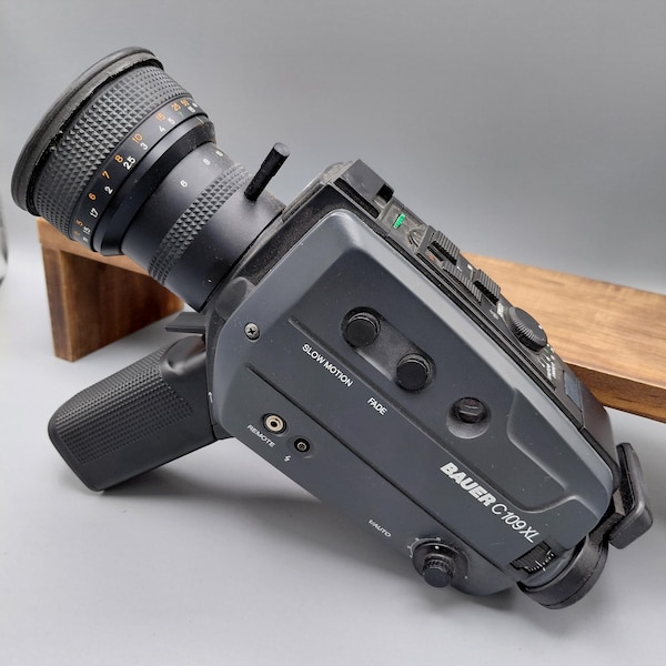 Bauer C109 XL Super 8 Movie Camera Vintage Film Camera Macro Neovaron 6-51mm f1.2
