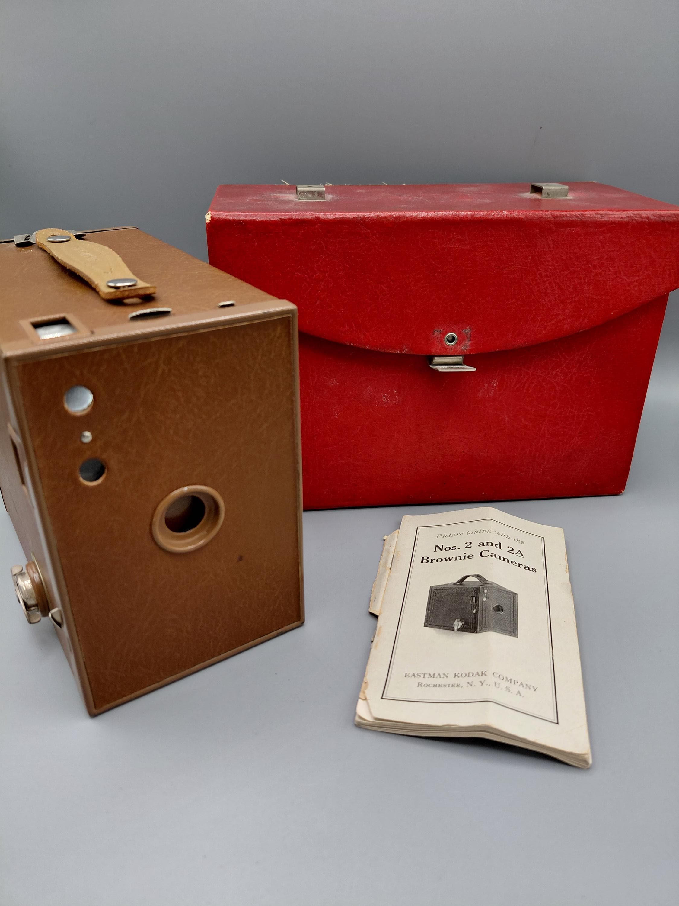 ANCIEN APPAREIL PHOTO KODAK BROWNIE N°2 A – ANCIENT CAMERA