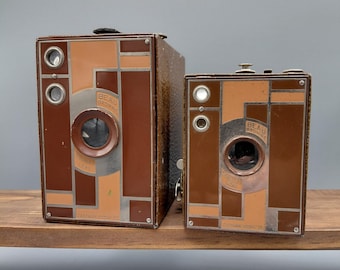 Cámaras Kodak Beau Brownie antiguas, color marrón: par estilo Art Déco de la década de 1920