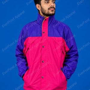 Retro ski-jack met kleurvlakken, vintage pufferjas jaren 90, olijfboom streetwear sneeuwjas