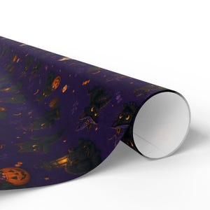 Halloween Cats and Pumpkins Wrapping Paper | Spooky Purple Pattern afbeelding 3