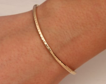 Hammered Cuff Bracelet, 14K Yellow Gold Filled (350cur.ygf)