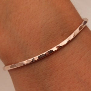 Hammered Cuff Bracelet, 14K Rose Gold Filled 351.rgf zdjęcie 2