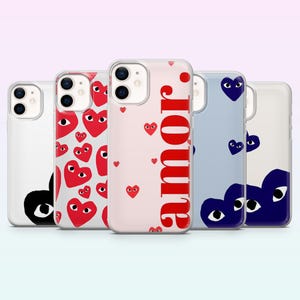Funda Comme Des Garcons con diseño de corazón para iPhone 17, 16, 15, 14, 13, 12, Samsung S26, S25, S24, S23, A16, A56, Pixel 10, 9Pro