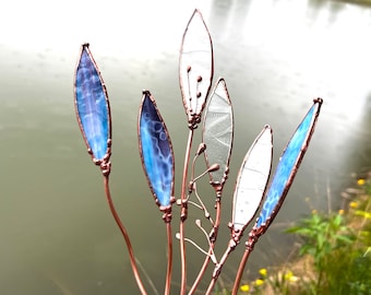 Stained Glass Plant. Purple Plant Stake. Purple Leaf. Garden Stake. Home Decor.