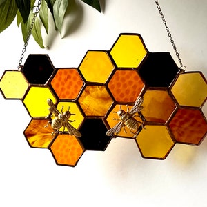 Stained Glass Beehive. Honeycomb Stained Glass Suncatcher. Honeycomb With Bee. image 2