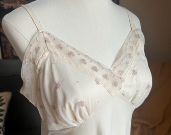 Vintage Kayser Clover Nightgown