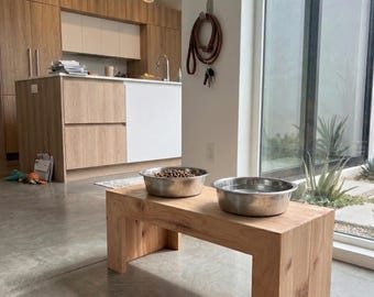 Support surélevé pour gamelle pour chien, bordure moderne en cascade, cèdre massif, options de personnalisation