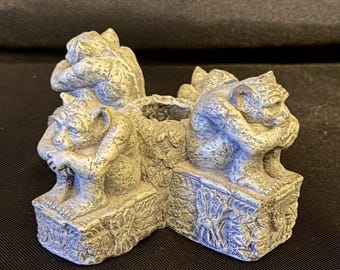 Vintage Gothic Gargoyle Figurine – Stone Look Mythical Creature Decor – Candle Holder