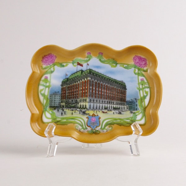 Hotel Astor Antique Ceramic Tip or Card Tray, Made For Hotel Astor in Germany by L(azarsus) Straus and Sons, New York City