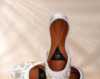 Mehr Bridal Hand-Embroidered Jutti – Silver Zari & Beaded Wedding Flats for Women