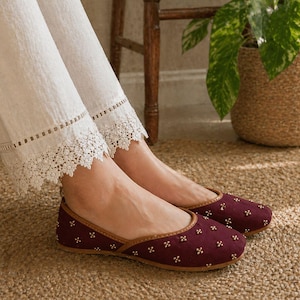 bohemian dress shoes Flat My Actual Bust is:22