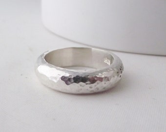 Stunning Hand Crafted Heavy Sterling Silver Hammer Finish Ring Unique Gift