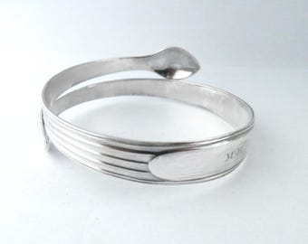 Antique Bright Cut Handmade Heavy Sterling Silver Sugar Tong Spoon Bracelet dated 1802