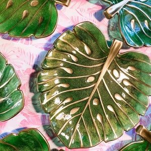 Monstera Leaf Trinket Dish, Monstera Plant decor, ring holder, Jewelry tray, Leaf Soap dish