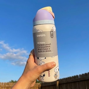 Snoopy Owala 24oz 32oz Water Bottle Peanuts Aesthetic Tumbler Leak Proof Insulated FreeSip Straw Lid Gift for Her