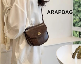Mini sacoche de selle à verrouillage par rotation pour femme, style japonais, sac à bandoulière à bandoulière, sac à main à rabat rétro, sac à main quotidien compact