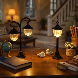 Mini LED Street Lamp for Dollhouse, Miniature Lighting Decor, Fairy Garden Light,