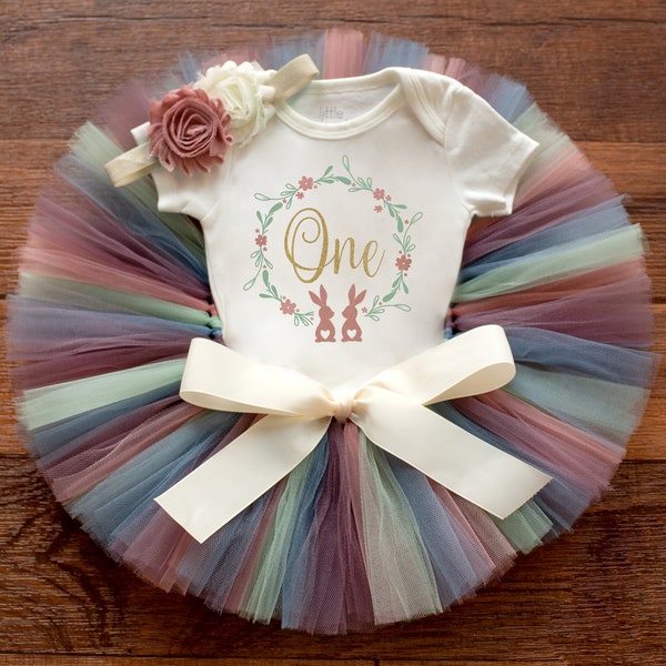 Traje de primer cumpleaños de las niñas de Pascua 'Mae' niña algún conejito es un atuendo de primer cumpleaños, atuendo de cumpleaños pastel de primavera, cumpleaños de conejito