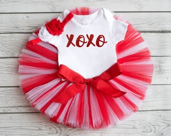 "Rot und weiß Valentinstag Baby Mädchen Outfit ""Ava"""