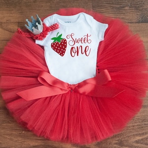 Berry First Birthday Outfit Girl &#39;Debra&#39; Strawberry Cake Smash Tutu Set, Cute Fruit Birthday Photos, Sweet One strawberry tutu set
