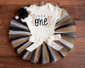 Countdown to one first birthday outfit 'Clara Gold'