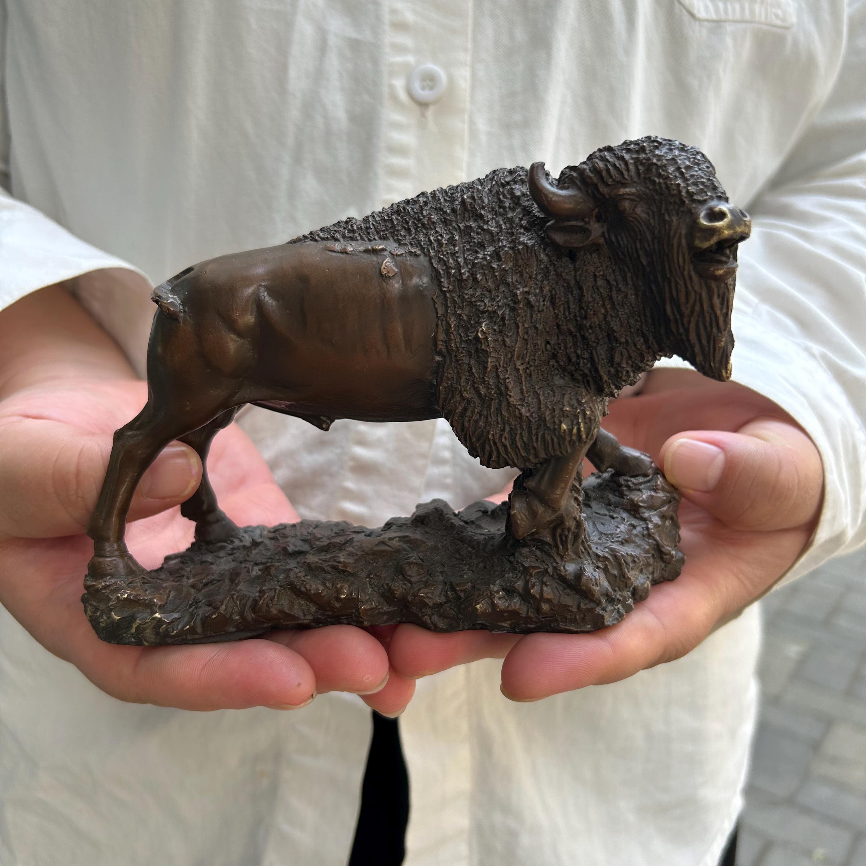 Bison statue - Etsy 日本
