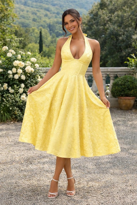 backless midi summer dress Halter Neck Jacquard Dress: Backless, V Neck Evening Gown very fitted at natural To translate DE Mirror-Sequin Long Gold Prom Size:XL
