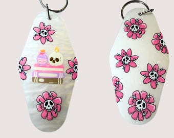 Skull Candle Potion Keychain | Witchy Goth Acrylic Keyring (Handmade)