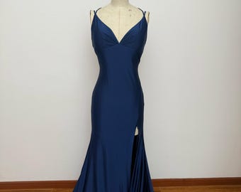 Mermaid Navy Blau Abendkleid mit Schlitz, elegantes Satin Brautjungfer Kleid