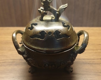 Bruciatore di incenso a forma di leone, vaso per incenso in ottone a forma di leone, bruciatore di incenso buddista a forma di leone