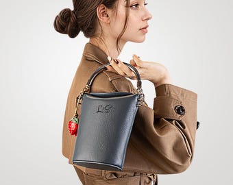 Personalized Genuine Top-Grain Leather Bucket Bag –  Shoulder Crossbody Phone Bag