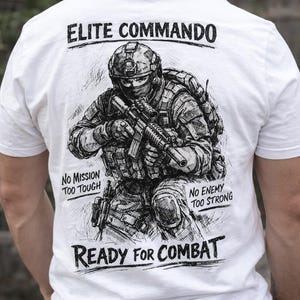 Soldado táctico de comando de élite en formato SVG, gráfico dibujado a mano, diseño de veterano de combate (descarga digital).