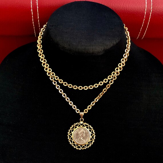 Vintage Canadian Coin Pendant Necklace 
