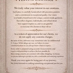 Puede incluir: Tarjeta beige con bordes ornamentados y texto. El texto dice "GRACIAS POR VISITAR NUESTRA TIENDA" y expresa gratitud por el inter&eacute;s del cliente, destacando la calidad artesanal y las prendas hechas a medida.
