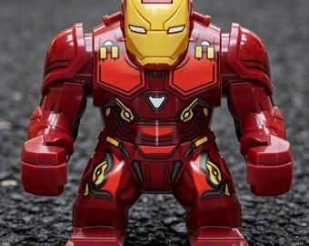 Iron Man Hulkbuster Mark 44 Collectible Figure, Red-Gold-Black Glossy Plastic Mini-Figure with 360 Printing, Marvel Avengers Display