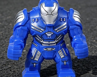 Marvel Iron Man Hulkbuster Mini Figure, Deep Blue & Silver, Full-Body Print, Fixed Helmet, Matte + Metallic Finish