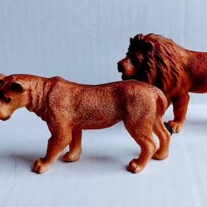 Miniature Lions pair / Lioness / small / Toy Animals / Terrarium Supply/ Diorama / Altered Art Supplies / Craft supplies / Maned lion