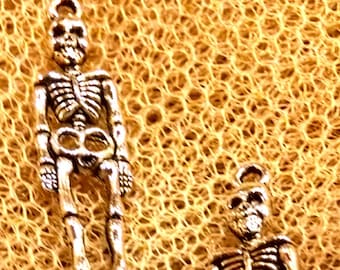 2 Silver tone Metal  Skeleton Charms - Halloween - Day of the Dead - Jewelry Supplies - Bracelet - Jewelry supplies - jewelry findings