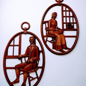 2 Vintage Wood colonial Man and Woman / Wall hanging / wall art / Syrco wood / Home Decor / Country decor / cottage / plaques / kitchen