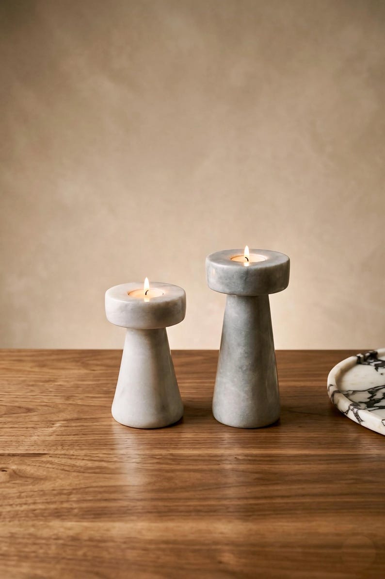 Marmeren kandelaarset, moderne stenen kandelaar, marmeren theelichthouder, minimalistisch interieur, marmeren decor, neutraal esthetisch cadeau, afbeelding 5