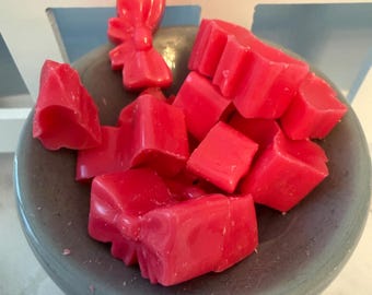 Handmade Creamy Coconut Wax Melts - Refreshingly Scented| Small Shapes| easy to mix and match|