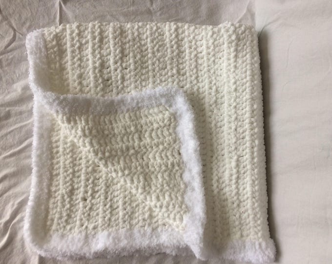 Fluffy White Marshmallow Soft Chunky Blanket
