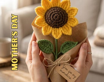 Crochet Sunflower Bouquet Pattern, Realistic Flower DIY, Wedding Graduation Gift (PDF Download)